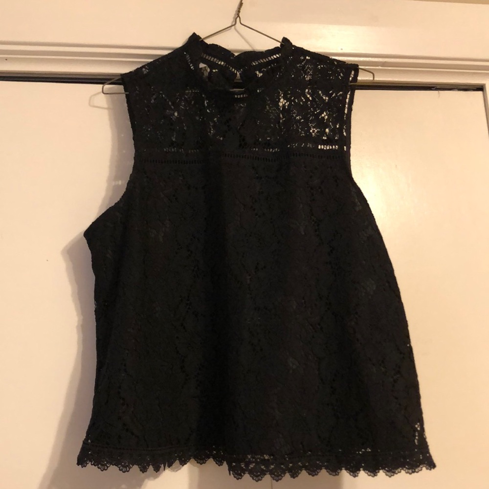Jack by BB Dakota Up To Here Sleeveless Lace Top